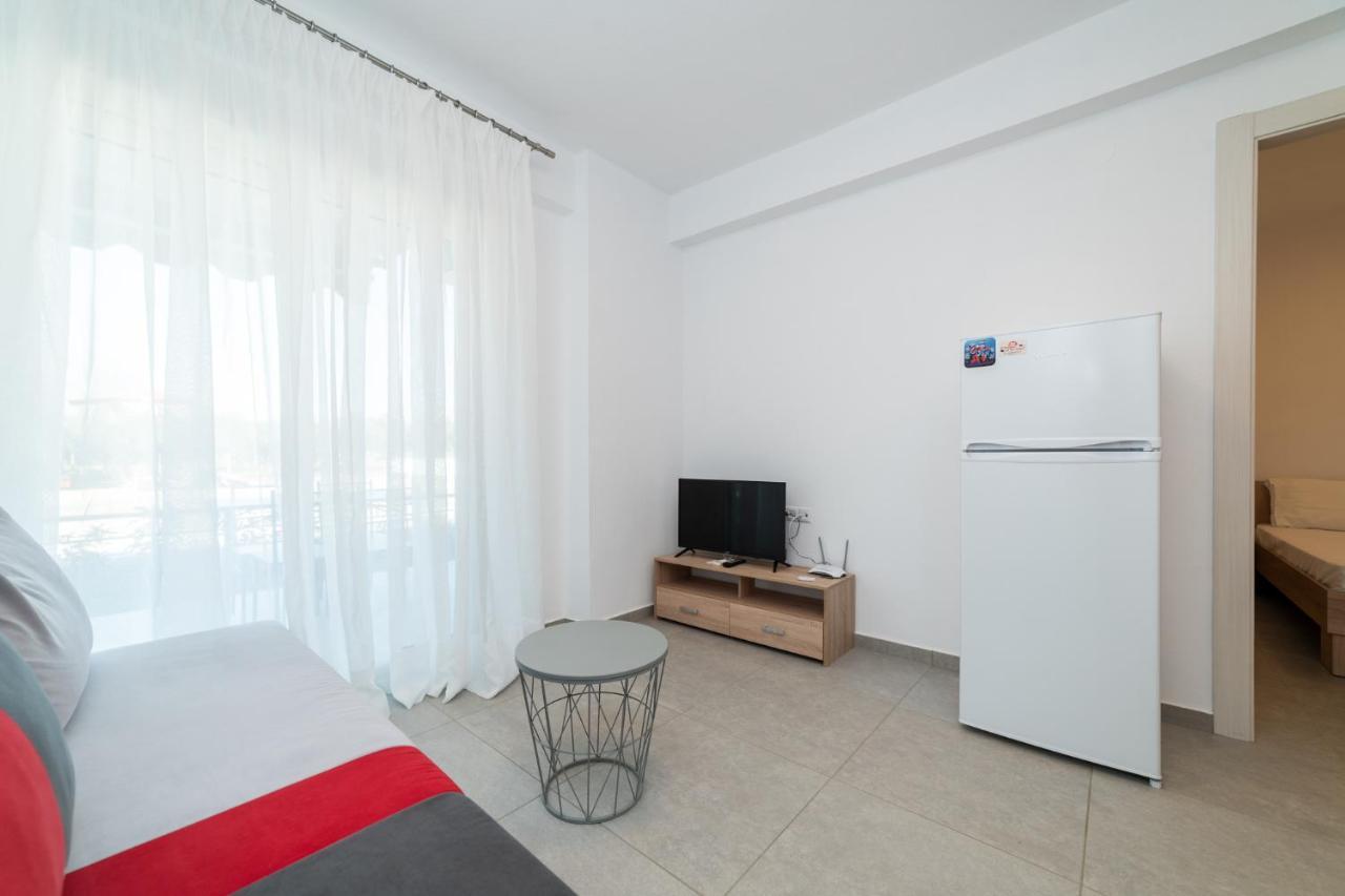 Ofrínion Danai Residential Complex المظهر الخارجي الصورة